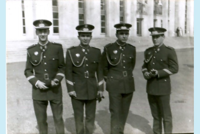 Los sargentos Hdez Garrido, Chomin, Aguirre y R. Brunet<br />